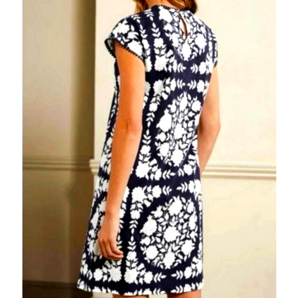 GUC Boden Navy and White Floral Mini Dress - Picture 8 of 12